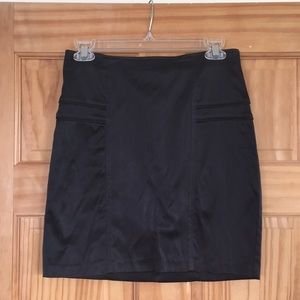 CUTE BLACK SILK PENCIL SKIRT